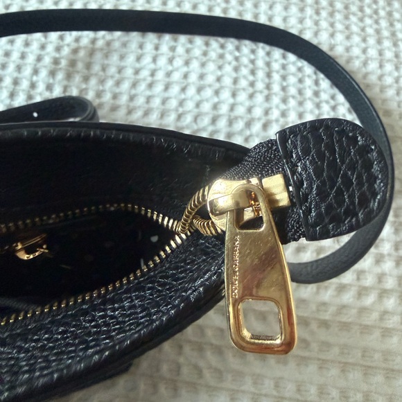 Authentic Dolce & Gabbana Black Shoulder Bag with Gold Lock - Picture 8 of 14